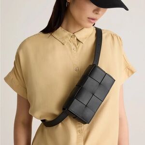Italian Leather Hand Woven Leather Belt Bag in Black